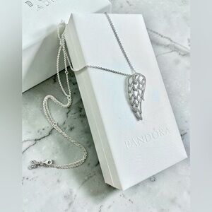 Authentic Retired PANDORA Sterling Silver Angel Wing Necklace (390374CZ-90).
